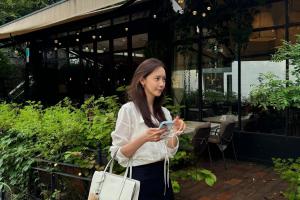 Tham khảo từ nhóm SNSD 10 bộ trang phục hack tuổi dành cho phụ nữ U40