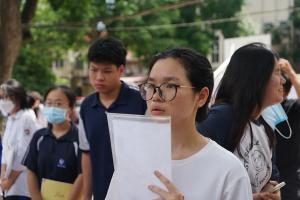Học toàn diện kiến thức để làm tốt đề tham khảo Địa lí