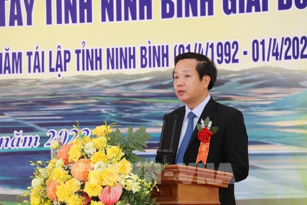 Khởi công tuyến đường kết nối Đông