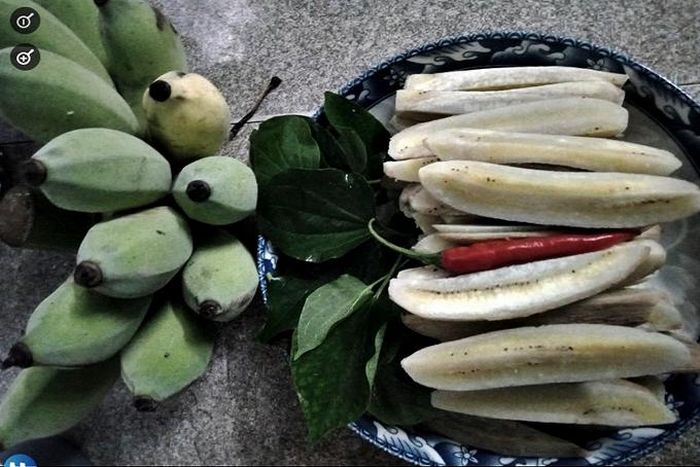 Hương vị quê nhà: Nhớ chuối non mùa lũ