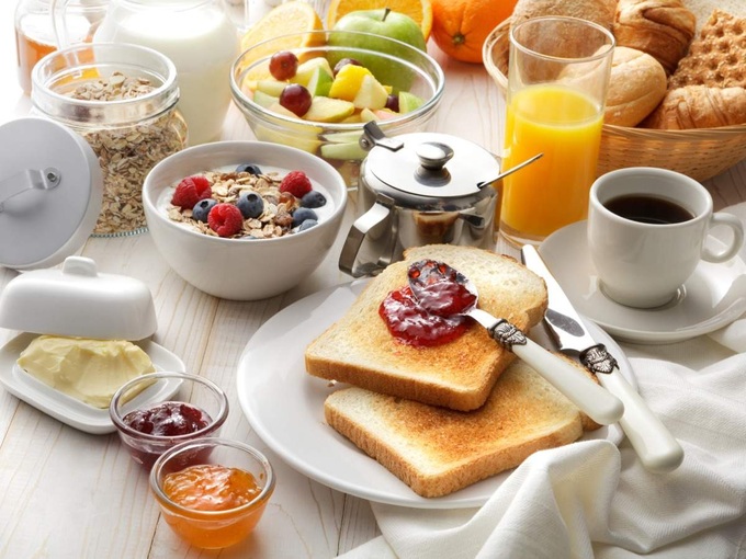 Bỏ bữa sáng có giúp bạn giảm cân?