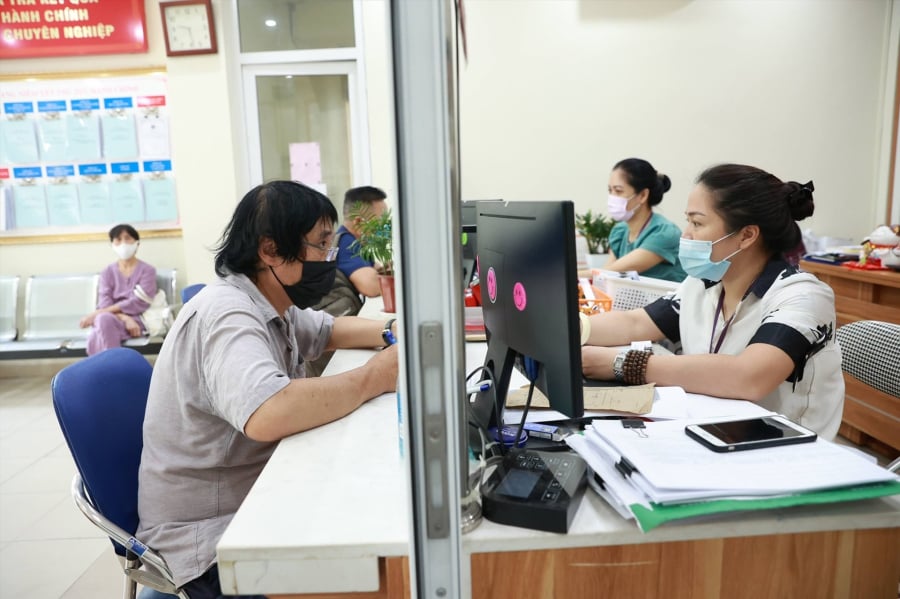 Đối tượng không phải cán bộ, công chức vẫn được hưởng lương từ quỹ tiền lương theo Nghị quyết 27
