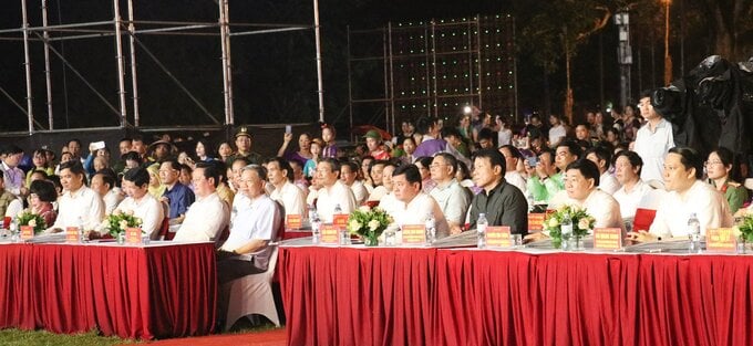 Khai mạc Lễ hội Làng Sen năm 2024