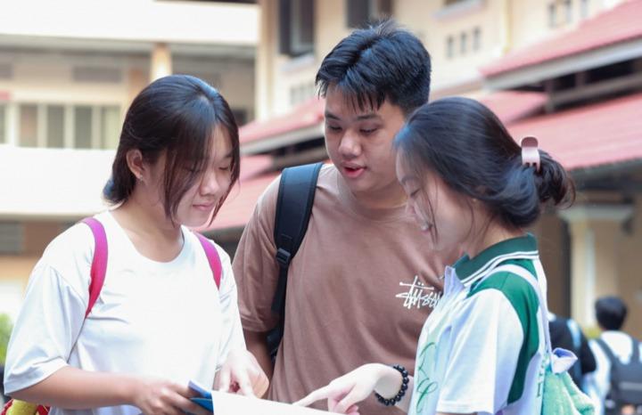 Đề Toán tăng độ khó, dự đoán hiếm điểm 9